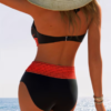 Sportski elegantan bikini sa visokim strukom — veličina l za plažu!